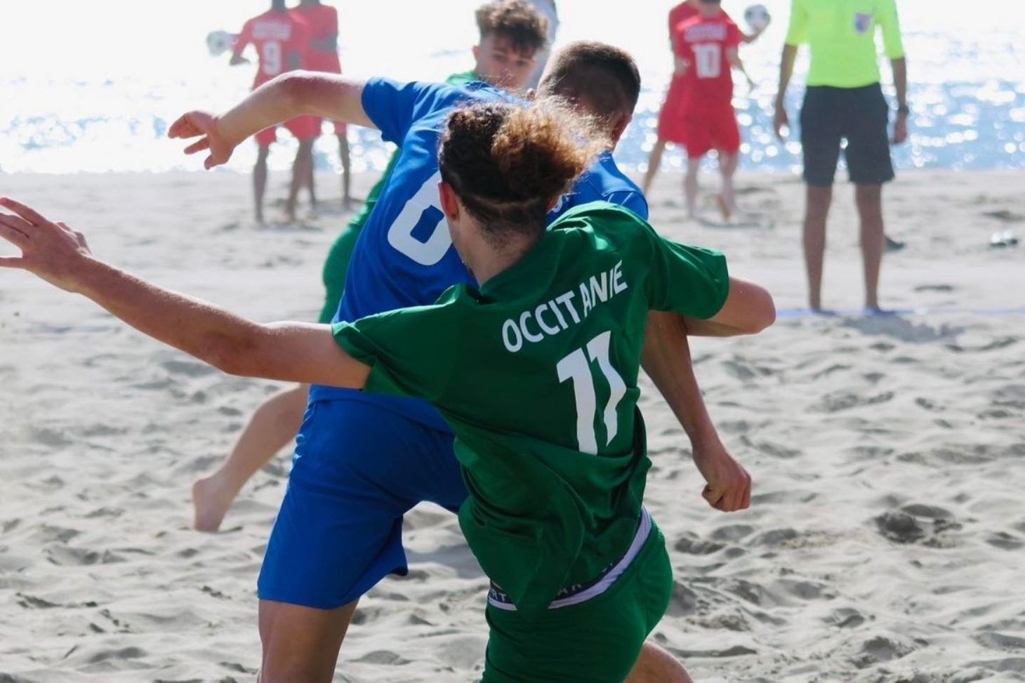 Joueurs de beach soccer