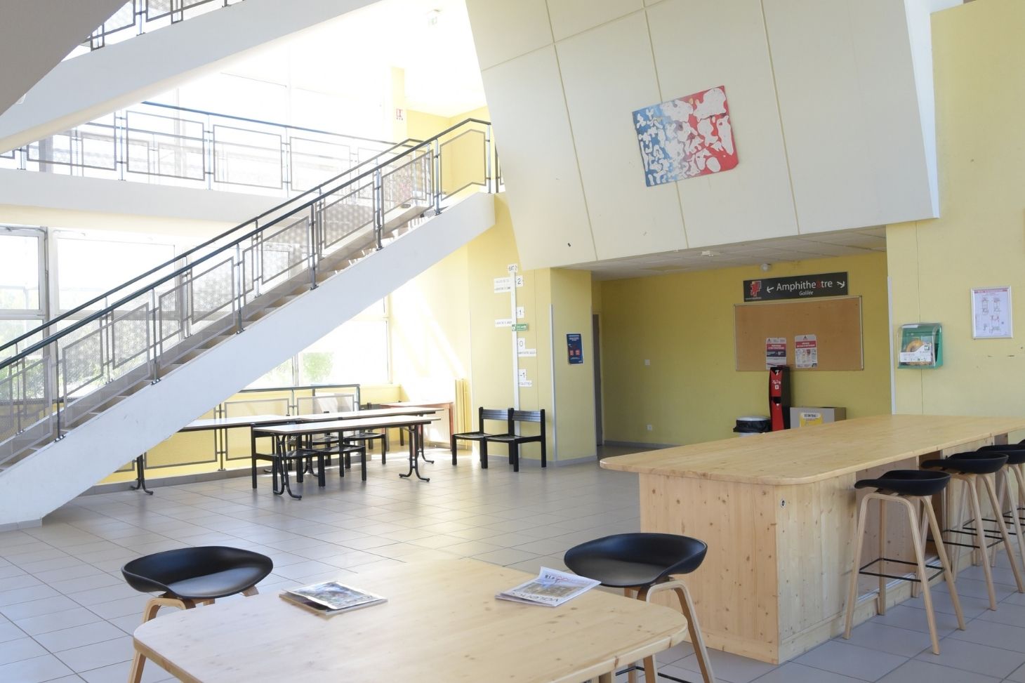 Hall bâtiment B